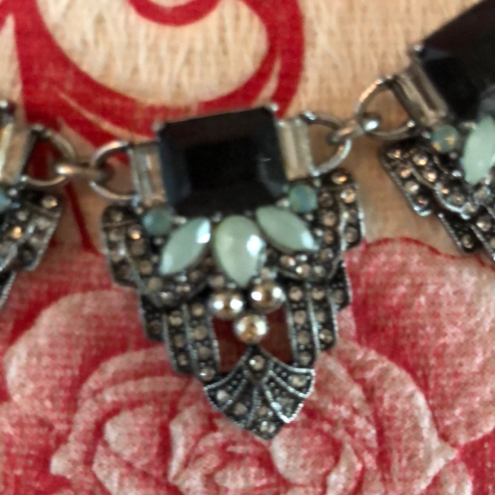 Statement necklace - Picture 2 of 2